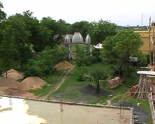 13_view_from_ashram_roof